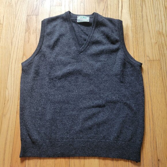L.L. Bean Mens Lambswool V-Neck Sleeveless Sweater Vest Charcoal Gray L Made In - Picture 1 of 2